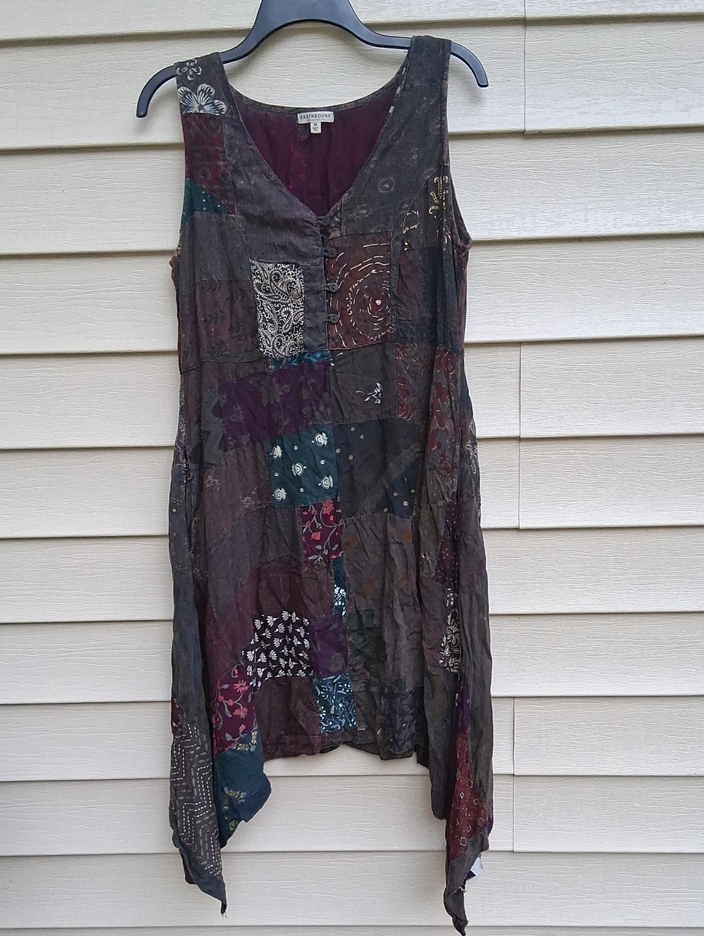 EARTHBOUND Patchwork Sleeveless V-Neck Handkerchief Hem Tunic in Brown and Teal